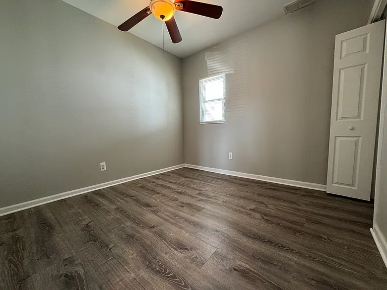 11060 Paige Ave — Photo 19