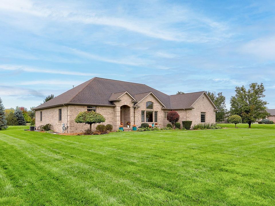 2525 N River Rd, Saginaw, MI 48609 | Zillow