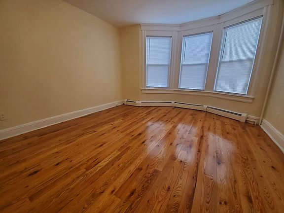 4th image of 166 Highland Ave #37E