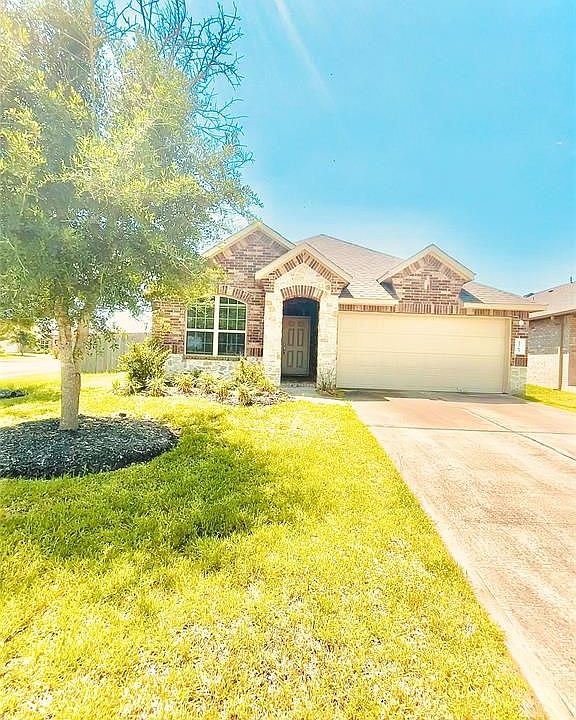 1st image of 23703 Giardini Dr