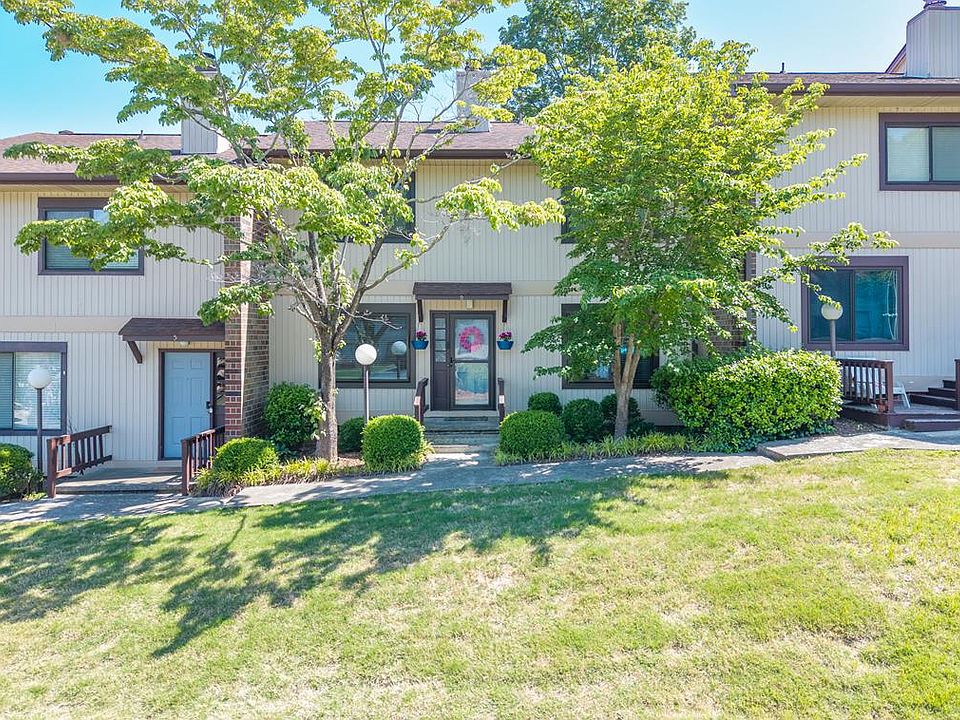 1st image of 2214 Mount Haven Dr