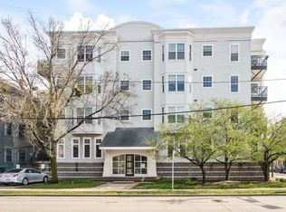 350 W Wilson St UNIT 402, Madison, WI 53703