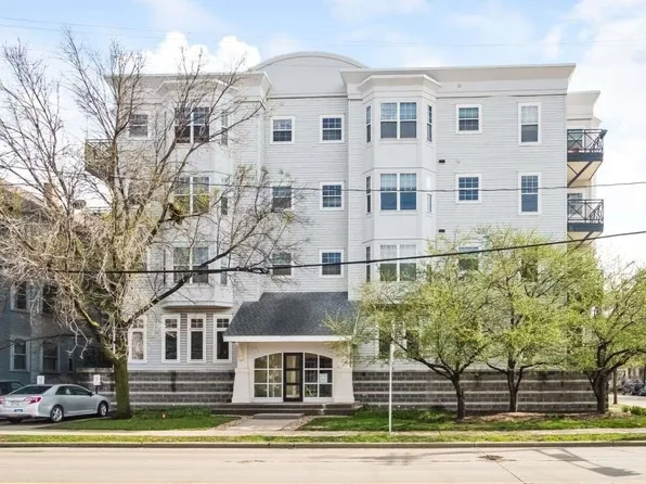 350 W Wilson St Unit 402, Madison, WI 53703