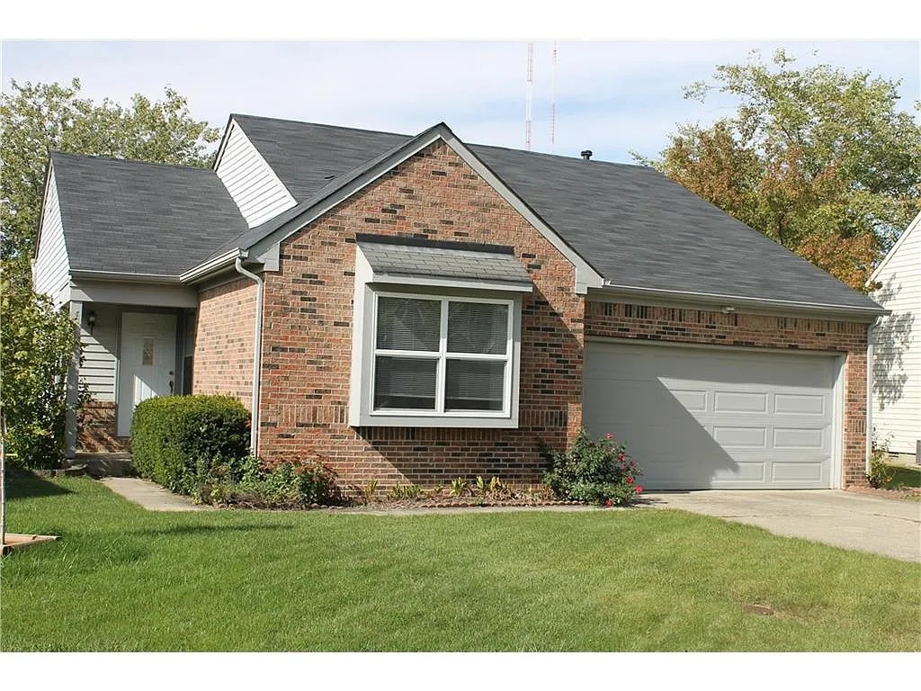 7854 Park North Cir photo 1
