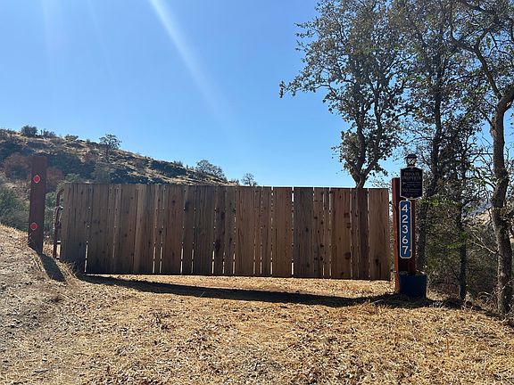 3rd image of 42367 Corral Drive