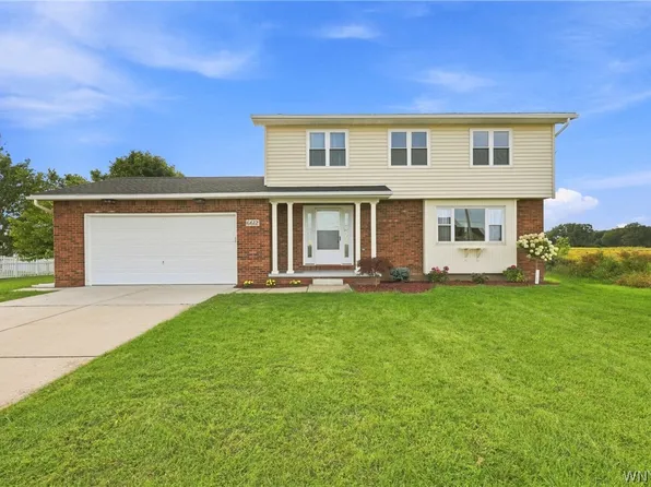6612 Townline Rd, North Tonawanda, NY 14120