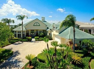 213 Lansing Island Dr, Indian Harbour Beach, FL 32937