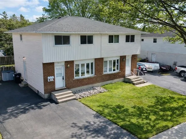 151 Hincks St #B, Wilmot, ON N3A 2B1