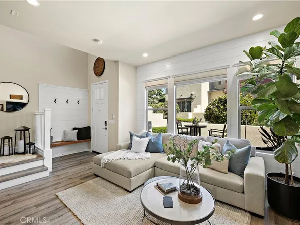 243 Alienta Ln, Mission Viejo, CA 92694