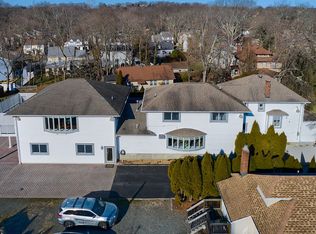 85 W Northfield Rd, Livingston, NJ 07039