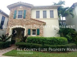 37 Stoney Dr, Palm Beach Gardens, FL 33410