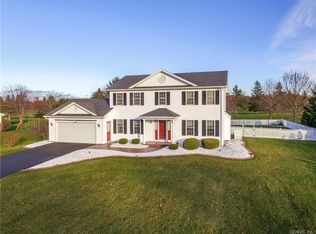 412 Salt Rd, Webster, NY 14580