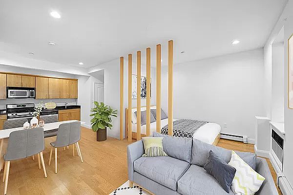 1st image of 11 Irving Pl #1A