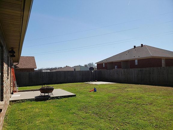 2nd image of 202 Ashford Dr