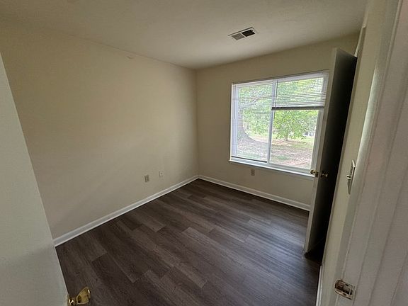 5th image of 1215 Progress St NW #B