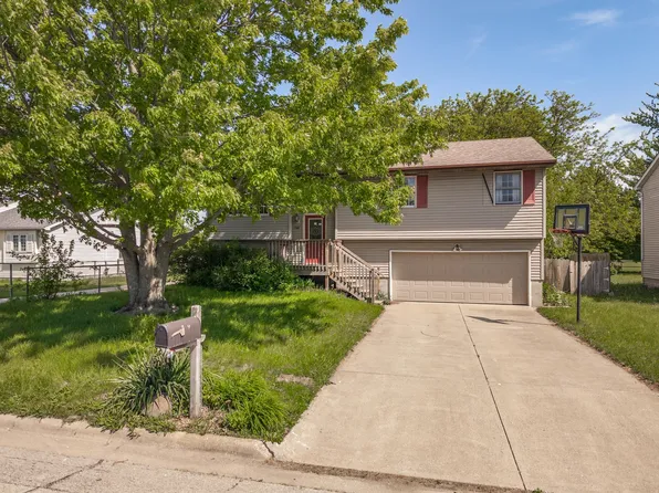 1309 W Indian Dr, Pontiac, IL 61764