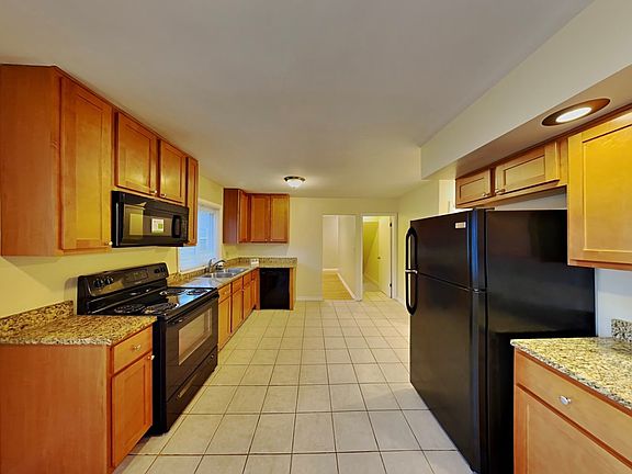 5th image of 233 N Clifton Ave