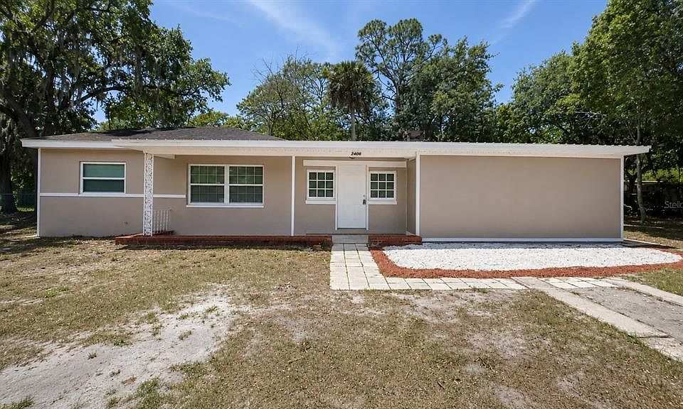 1st image of 2406 Decottes Ave
