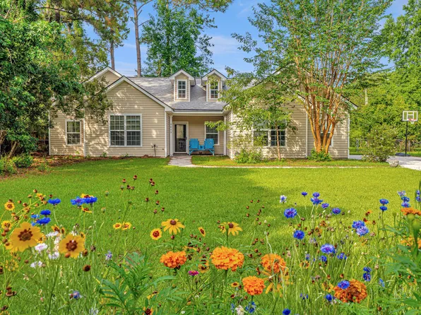 5023 Manor Rd, Hollywood, SC 29449
