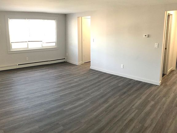 5th image of 501 Lake Ter #C