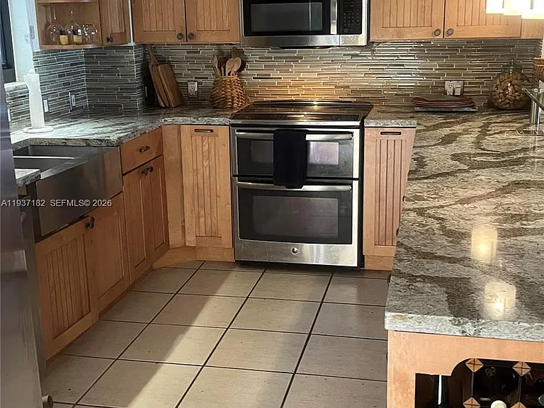 202 Sanctuary Dr — Photo 11