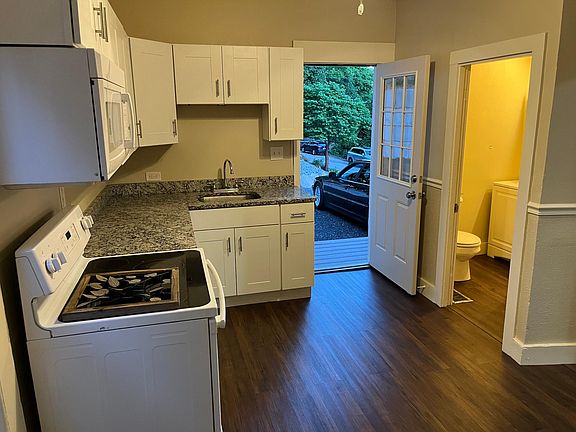2nd image of 8 Atlantic Ave #1