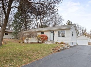 5918 Gumwood Rd, Mound, MN 55364