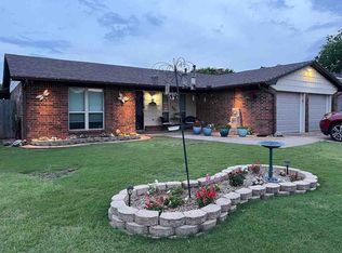 6816 SW Fenwick Ave, Lawton, OK 73505