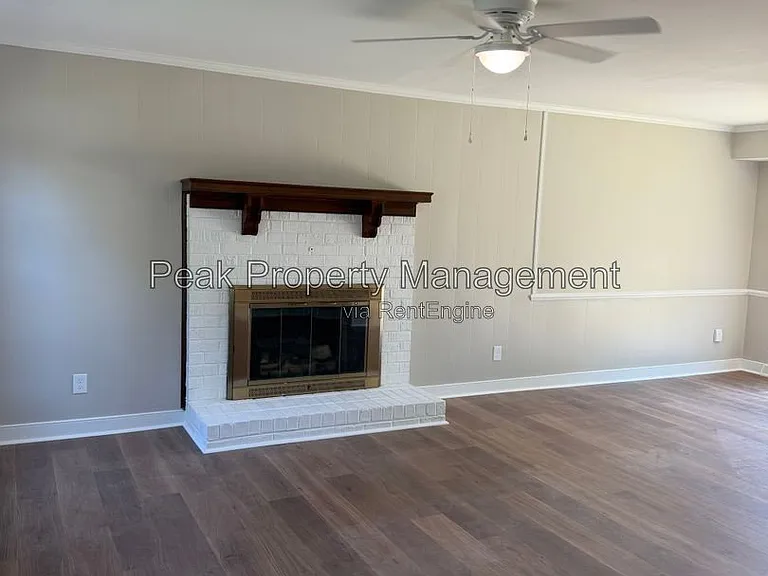 9323 Susquehanna Trl — Photo 15