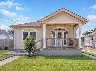 2022 W Beauregard St, Chalmette, LA 70043