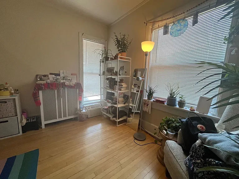 1030 N Marshall St — Photo 17
