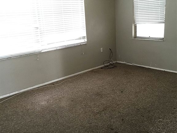 5th image of 5304 Bluejay Dr