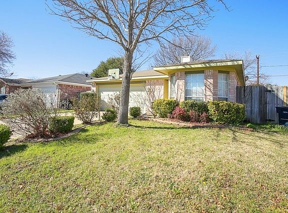 3rd image of 7316 Laurelhill Ct S