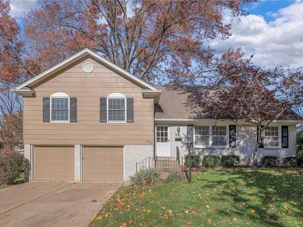 6822 W 98th St, Overland Park, KS 66212