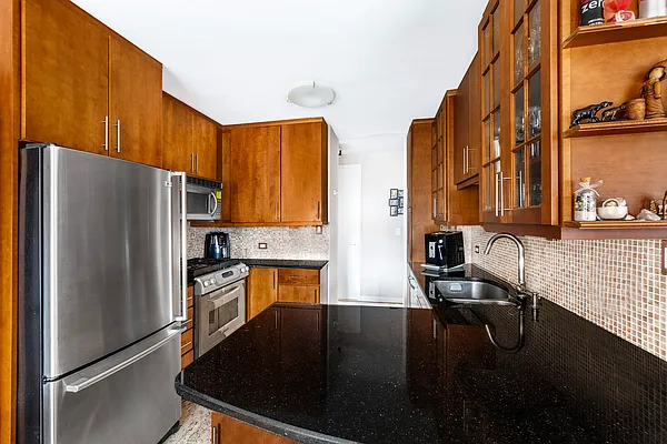 Rented by Brown Harris Stevens | media 15