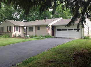 5266 E Shore Dr, Columbus, OH 43231