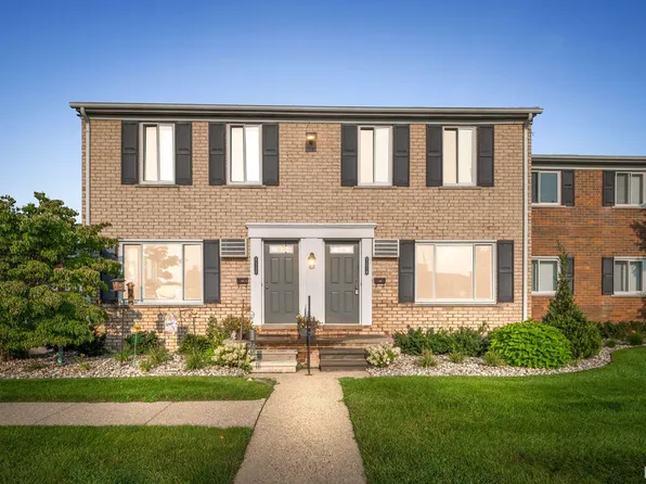 1119 Tienken Ct, Rochester, MI 48306