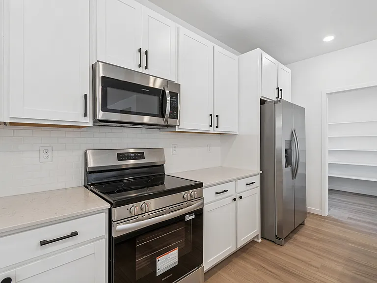 7327 S Yank Ct — Photo 8