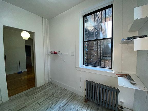 3rd image of 88 Clinton Ave #D1