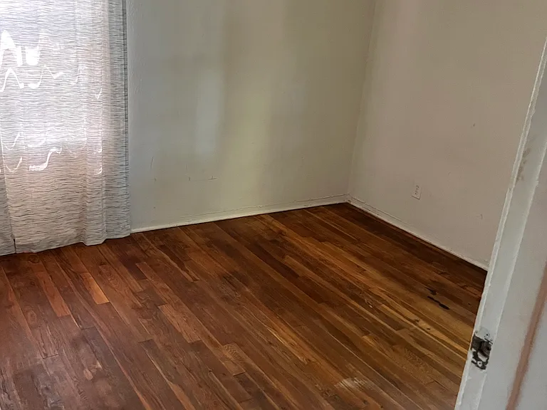 485 Glenwood Pl SE — Photo 6