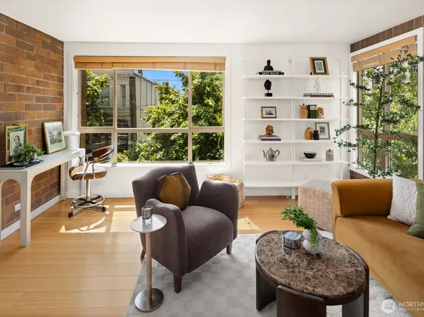 905 Cherry Street #205, Seattle, WA 98104
