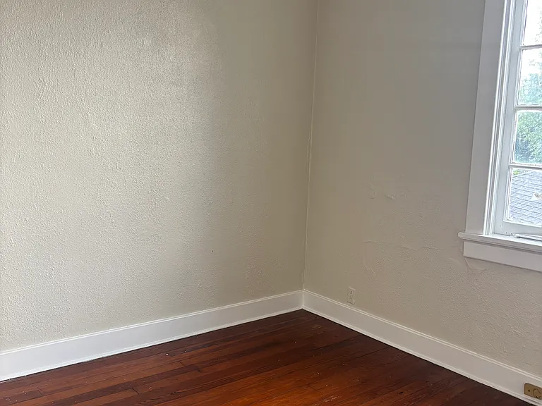 6112 S Claiborne Ave #A — Photo 5