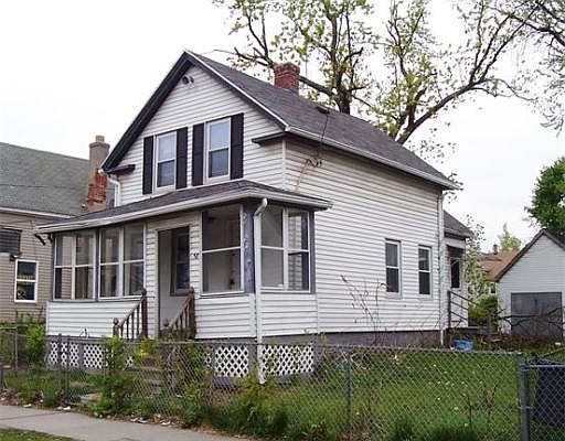 2nd image of 58 Burr St