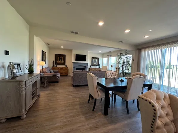 1614 Kensington Pl, Rohnert Park, CA 94928