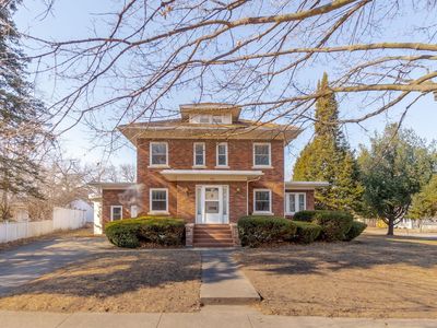 808 Lawnhill Ave, Waterloo, IA, 50701