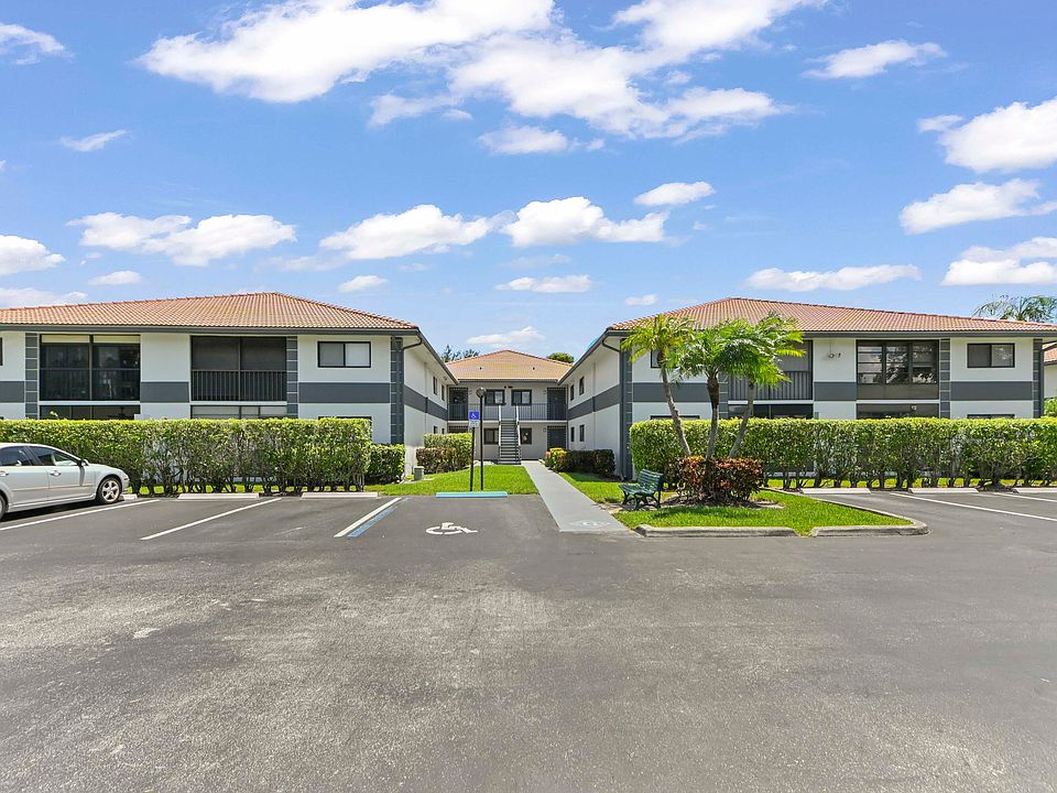 1st image of 15234 Lakes Of Delray Boulevard #276