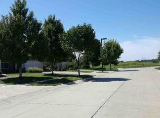 23423 W 90th St, Lenexa, KS 66227