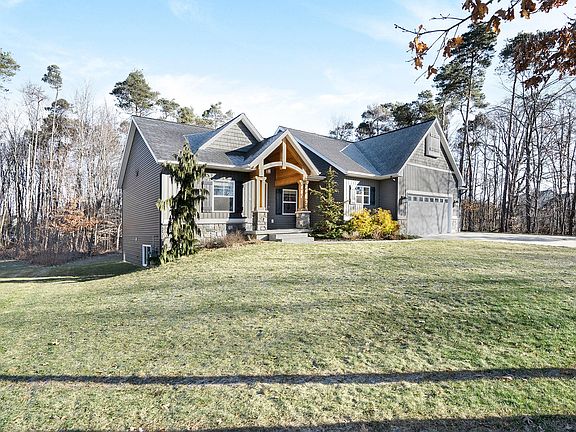 3rd image of 7013 Highland Dr W