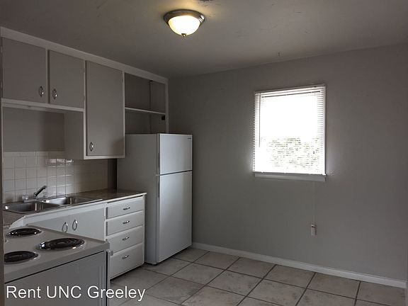 4th image of 1103 7th St APT 9