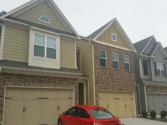 3rd image of 3165 Clear View Dr